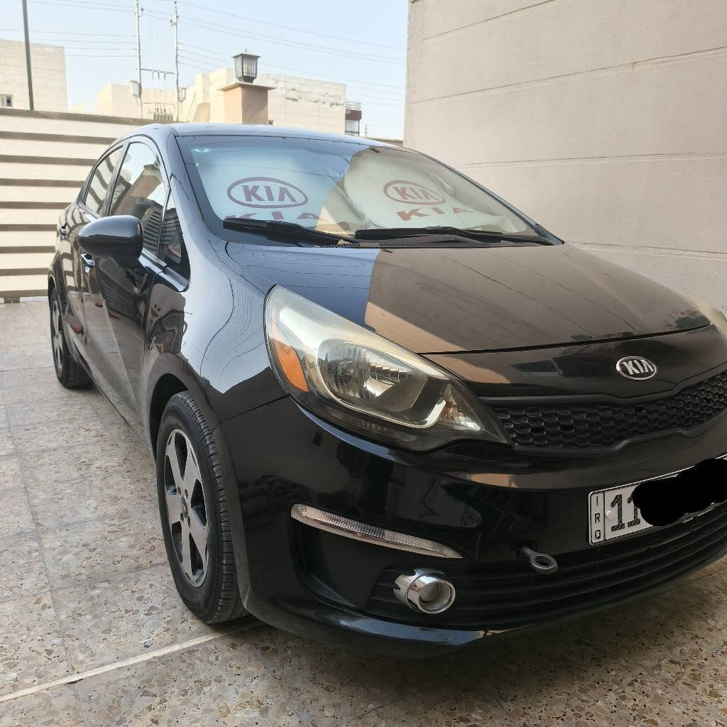 السلام عليكم ورحمة الله كيا ريو موديل 2017 وارد امريكي كلها ليبل واحد ماعدا لجاملغ الايمن الامامي والباب الايمن الامامي لان طختها بلباب ولدوسة صايرة بجم كبس سيارة مواصفات عادية رقم بغداد الانكليزي الجديد باسمي هزة جديدة كير محرك تبريد كهربائيات كلها الحمد لله وظع لشركة  ماشية 94 الف ميل  منظومة زينون شادلها دهن جديد ادامة فلتر بانزين فلتر تبريد فلتر دهن فلتر شوتة  سيارة بيها رش كلير من امريكا  السعر 82 العوان اليرموك الاربع شوارع شارع محطة ليرموك لمحسن الهاتف  *********** بغداد, العراق
