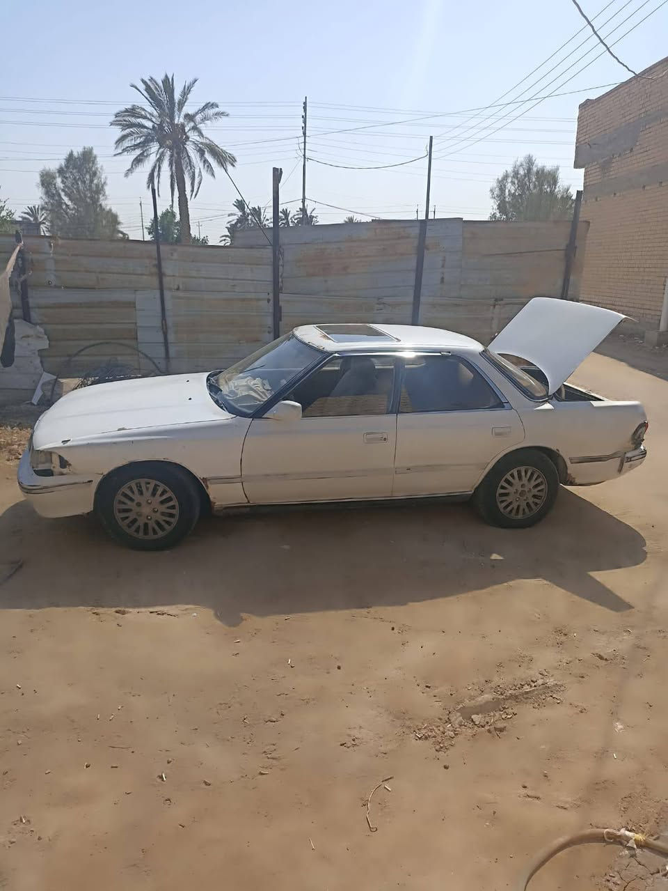 مارك مسطرة للبيع 
رقم انبار ألماني 
سنوية ساقطه 
مكان السيارة ناصرية سوق الشيوخ 
مكينه شغاله وزينه بيها عطل بالگير 
تمشي بس عالواحد مايبدل ثاني 
تبريد شغال 
حدادية وسط 
السعر 18 وبيها مجال 
التواصل 
***********
واتساب موجود
