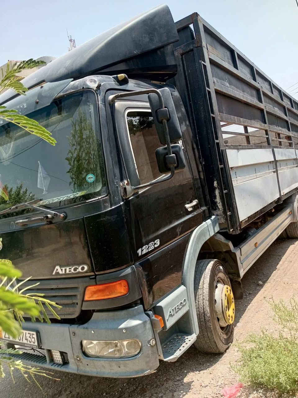 ئەتیکۆ 2003 گێڕومەکینەی بەشەرت 
بێ بۆیاخ 

سەنەوی تازە 

شەش بستۆن 
دووقات
 هەمووگیانی بەشرت

 ***********

***********

