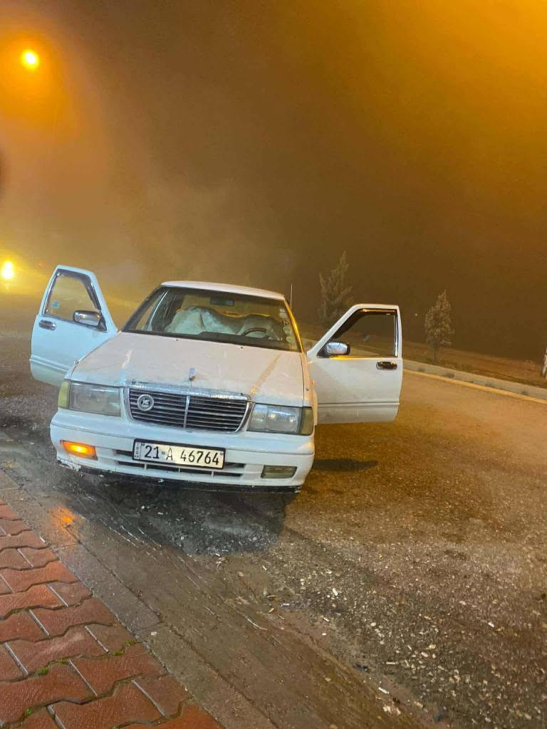 نیسان سدریک 2002 گێڕێۆتۆماتیک ڕەقەم سلێمانی ڕەقەم باریک سەنەوی تازە
سەیارەکە یی مەحرەز نیە یی ماڵانە بیلاد ێۆتۆماتیکە

دوو سێ پەڵە ساردی هەیە هەموو گیانی لەسەر دەقی شەریکە ماوەتەوە گێڕ و مەکینەی بەشەرت جرکەی نیە دەبرید لەسەر سویج کامل کارەبای مەزبووتە زۆر بێ عەیبە تەحویل و خرامەوە دار و بەردی بەشەرت ناو ڤۆرمیگایە ناوی لۆکە شاشە ێایپاتە جوارجام کارەبایە سحری 45 محامەلەیە برایانە
موشەتەریت ێەمە ڕەقەمی ساحێب یەتی *********** السليمانية, العراق
