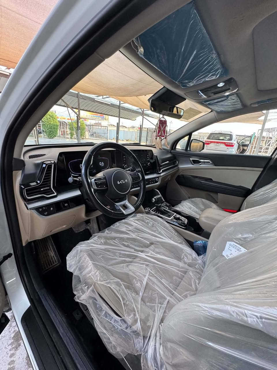 للبيع كيا سبورتج 23 خليجي 
 فول مواصفات (شنو تريد موجود بيه)
الرقم : أربيل
العداد : 27 الف فقط
السعر : 215
المكان : الديوانية
للإستفسار : ***********  واتساب
