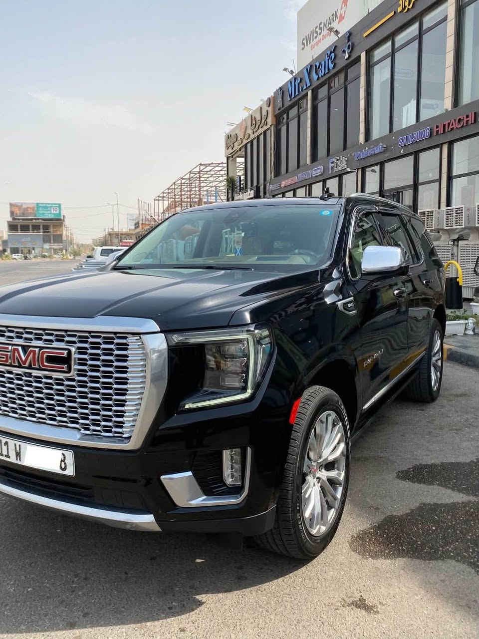 جمسي دينالي2022 DENALI
خليجي وكالة المنصور 
مغلفة ppf بلكامل
السياره كفاله عامه
حجم المحرك 6200 
بنورما 
جكات للتحكم بصعود ونزول  
داخل ابيض ملكي Vip
داتو شو عرض ع الجامة الامامية 
3 شاشات 
5 كامرات 360 درجه
حساس امامي
حساس خلفي
رادارات اماميه
رادارات جانبيه
نقطه عمياء
شاشه عداد دجتل
مقاعد كهربائية
مقاعد تدفئه تبريد 
جنطه كهرباء
صندوق ذكي
تشغيل عن بعد
هزاز كشن سائق للتنبيه

وباقي المواصفات المعروفة بل DENALI
عارضهة 460 مع المجال 
مكان النجف 
***********
***********
