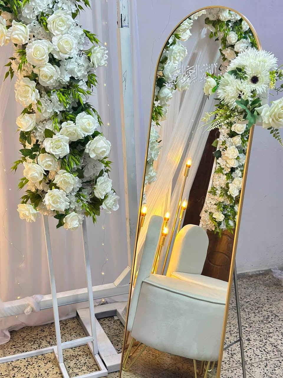 الي يريد حجز كوشه. اسعار مناسبه  توصيل بغداد فقط للحجز مراسله الرقم *********** او الاتصال
