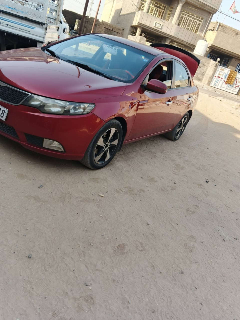 سلام عليكم سراتو موديل 11خليجي بيها صبغ جاملغ وبنيد بدون داخل سياره جاهزه مابيها نقص سعر 88 بسم عربي يمي بيتا رقم وسنوية جدد***********
بي واتساب
