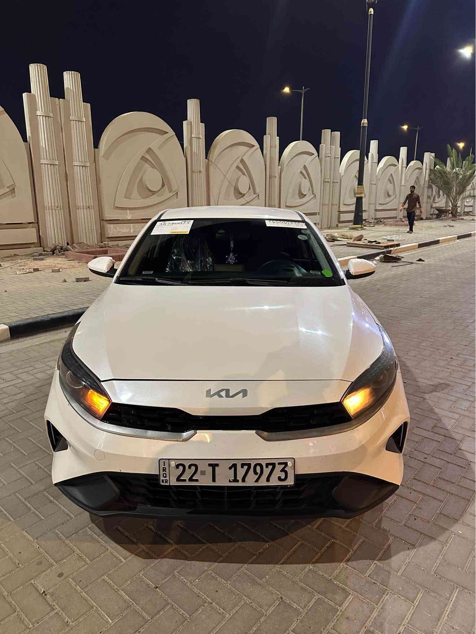 سلام عليكم فورتي 2023 رقم اربيل تحويل او وكاله 
محرك 2000 دوش 
وراد امريكي كفاله عامه ماعدا شبر بارد فقط 
ماشيه 74 
مواصفات رادار امامي وتحديد مسار وقيادة ذاتيه 
عليها منظومة غاز 
السعر 148 وبي مجال بسيط مكاني البصره 
*********** البصرة, العراق
