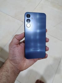 جالاكسي A25 5G • ١٢٨ جيجا • نظيف