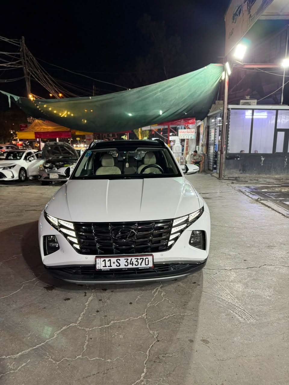 السلام عليكم
🚘 هيونداي توسان خليجي 2023 فول مواصفات
اعلى فئه بالخليجي

📍 ماشية 40 ألف كيلو

⛽ بنزين محسن + دهن أصلي

🛡️ السيارة كفالة بدون صبغ بدون تبديل على وضع الشركه والسونار مرفق

المواصفات:

. بانوراما 

• بصمة تشغيل وأبواب  

• ترحيب ومرايا شفط  

. عدادات دجتل (شاشة)

• شاشة كبيرة  

• تشغيل عن بُعد  

• شحن وايرلس  

• كشنات كهرباء  

• ويل 18  

• حساسات أمامية وخلفية  

• سايد بريك كهربائي + أوتو هولد  

• 3 وضعيات قيادة  

• بردات أبواب وصندوق  

• Apple CarPlay + Android Auto  

السيارة كاملة وما ناقصها أي شي وجاهزة للفحص
محرك كير ما مفتوحات صدر تبريد تايرات كله على وضع الزيرو 

💰 السعر: 215 ررقه وبيها مجال والشراي يتصل على صاحبها اني مكلف بالنشر

بغداد الكاظمية 

***********
