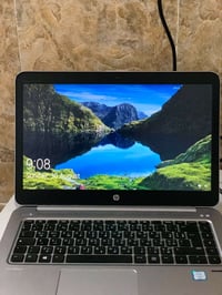 HP EliteBook 1040 G3 • i7 • رام ٨