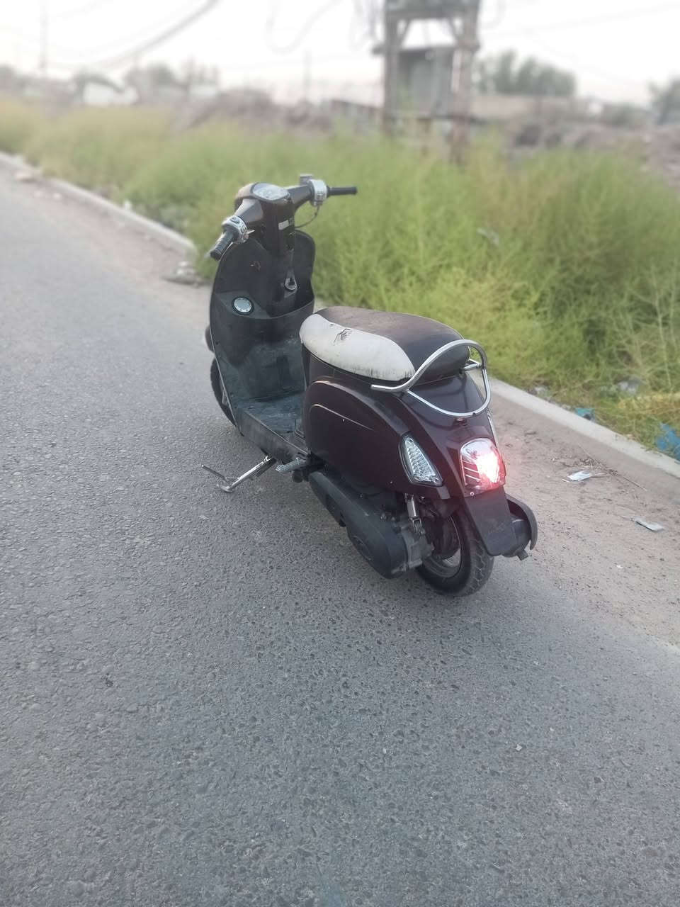 السلام عليكم دراجه مينه
سرعه 120 دراجه شرط رمبه نكره بكل وكت شلعه معدل طلقه لون مميز قفل ستيرن وقفل جنطه نقصهة ستاند عالي فقط لاغير بك لايت واشاير امامي خلفي منضومه لد بلادي سكنات زنون امامي دراجه نوزل طستهة خير من الله ماتحس بيهة مكينه خرسه خراسه تامه السعر 400 وبيهة مجال العنوان بغداد الشعله الرقم *********** اسف علا الاطاله تحياتي للجميع
