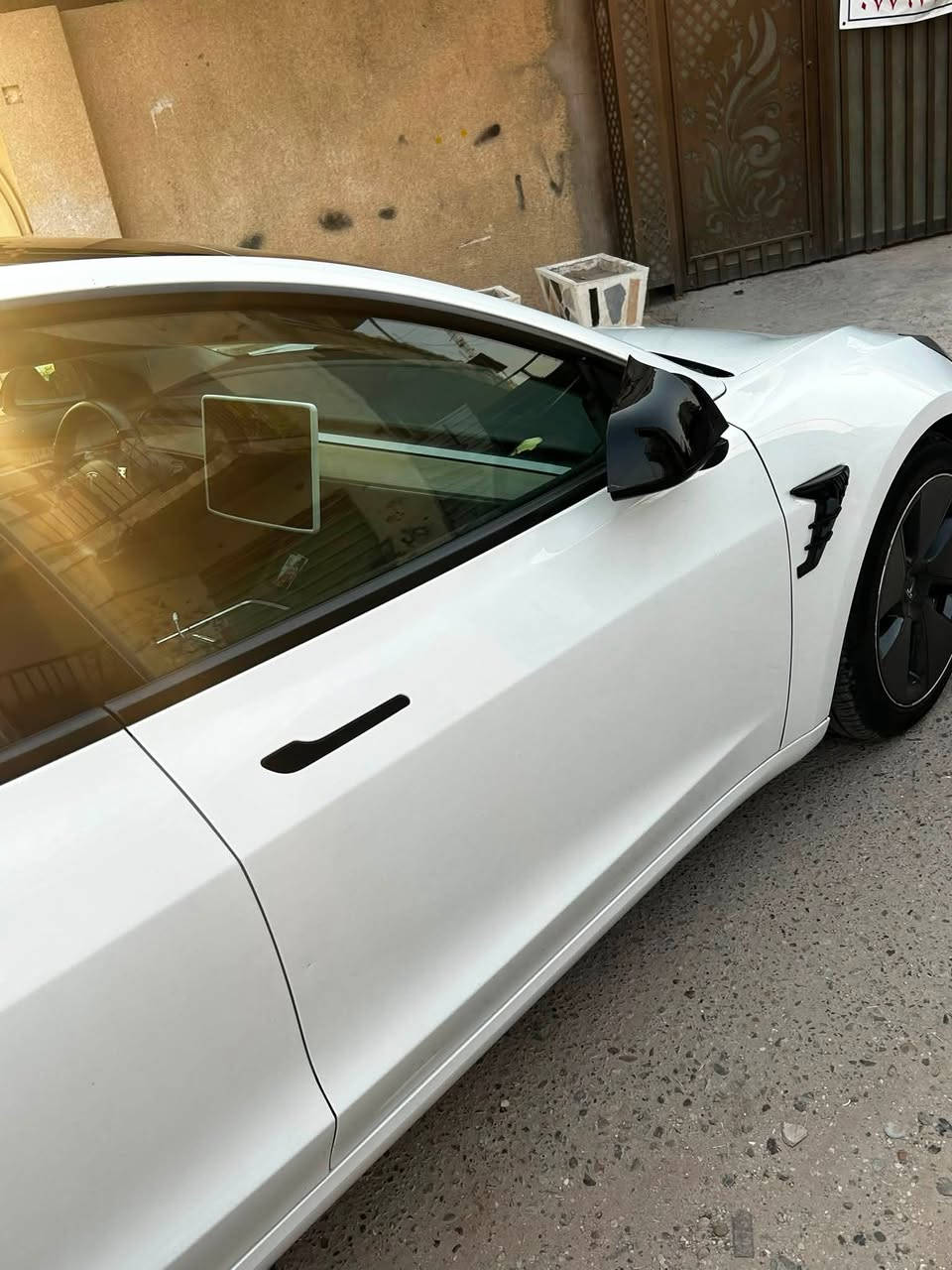 تيسلا موديل 3اونلاين اخر تحديث مربوطه ع التلفون معروفه مواصفاته كل التفاصيل بالمنشور السعر 144رقم الهاتف *********** مكاني الدوره حي الصحه
