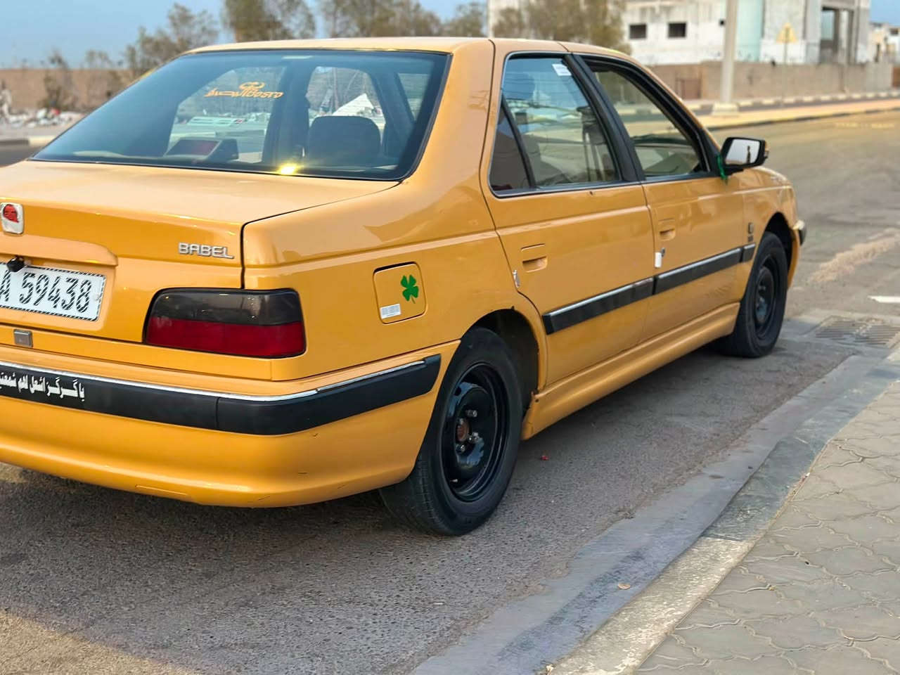 سلام عليكم
بيجو بارص موديل 2015 

سياره حلوه وجاهزه من كلشي ماعده التبريد نقص غاز 

السياره بسمي رقم بصره إنكليزي سنويه لل2031 

مكاني البصره الزبير 

السعر ٤٢ وبيها مجال للطيبين 

الاتصال ***********
