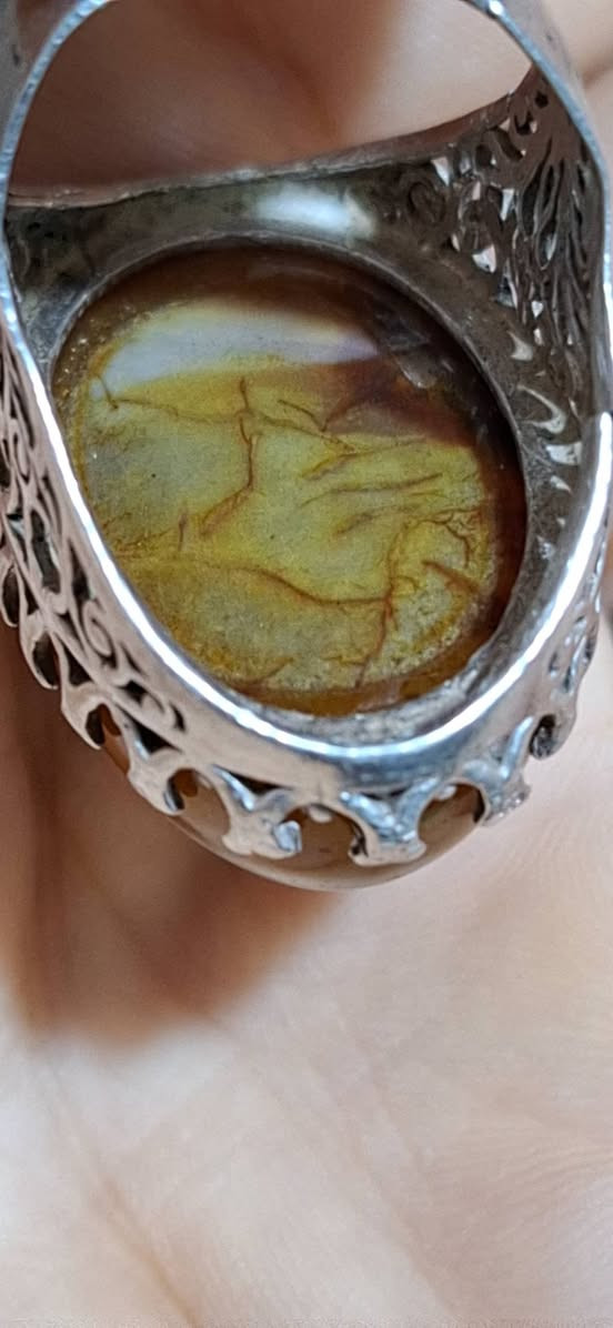 السلام عليكم ، جزع زعفراني خشن بالحقيقة احلى من الصور 65 الف يوجد توصيل داخل بغداد
*********** واتساب 
غير متواجد ماسنجر

