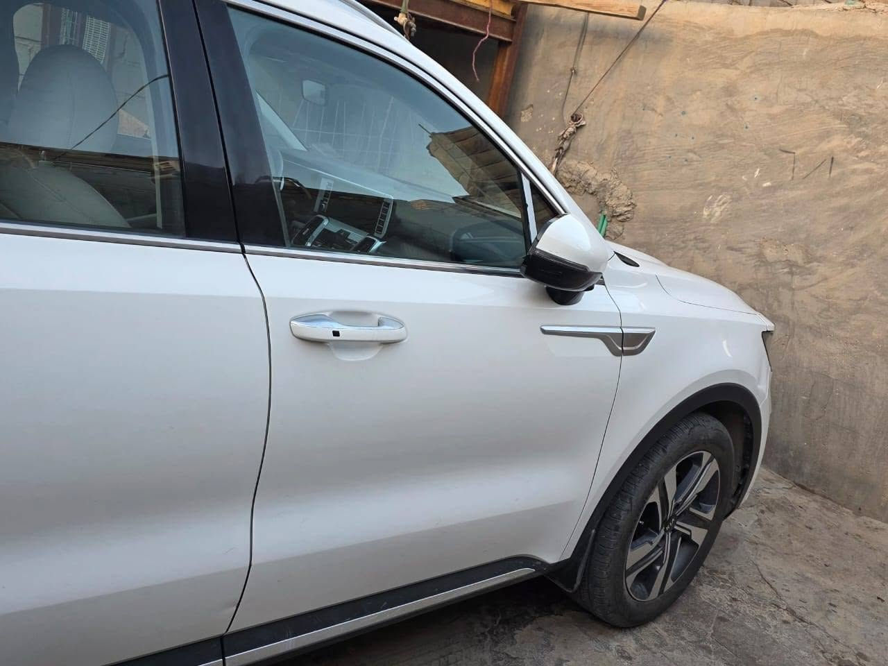 للبيع كيا سورنتو LX 2021 رقم نجف بسمي
#المواصفات

محرك سته سلندر

محرك كير جدد بلاد
كير ماوس

كامرة خلفيه دوارة

رادار امامي

تلث قطع تبريد 
التبريد (عاطل )

تحكم ستيرن 

توقف ذاتي

انظمه القيادة (عادي/ECO/سبورت)

سبعه راكب

مانع تزحلق

اشاير بالمري

ماشيه 100

مثبت سرعه

لد امامي

لايت زنون

بيه فقط حلوب قليل  

للاستفسار الاتصال عل رقم 
***********

السعر (240) وبيه مجال
