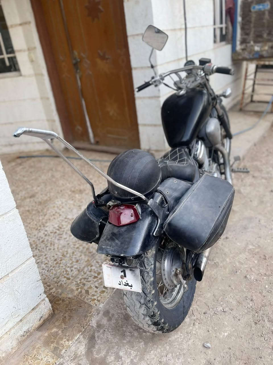 @إشارة السلام عليكم  ورحمة. هوندا ستد.  400 محرك. كير فول. عقل ابلادي فصلة. تايرات خلفي امامي جديد. 
بيه. نواقص بصيطه. وبيه. تبخير. قليل.ويه الدوسة مال بانزين. يطلع. منفيس مالته موجود السعر. 700 المكان بغداد راشدية 
***********. مكلف بل نشر مكلف
