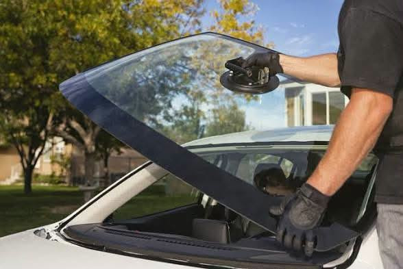 محلات المصطفى لبيع وتركيب زجاج السيارات 🚗💎
أمانك على الطريق يبدأ من زجاج نظيف وقوي

نقدم لكم:
 •  بيع وتركيب جميع أنواع زجاج السيارات الأصلي
 •  زجاج أمامي، خلفي، جانبي لجميع الموديلات 
 •  تركيب احترافي بضمان عدم دخول الماء والهواء
 •  سرعة بالتنفيذ ودقة بالعمل

العنوان: بغداد - شارع الشيخ عمر - قرب مقبرة الغزالي  
للاستفسار والحجز واتساب: *********** 📲
