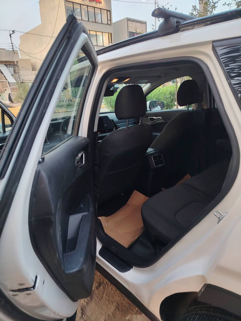 سبورتج 24 امريكي مواصفات LX بدون رقم تترقم جميع جميع المحافظات
دفع رباعي AWD
 فول تحكم ستيرنك
اربع انضمه قياده 
 قيادة ذاتية تستدير مع انحراف الطريق بدون تدخل                          تحذير قبل الاصتدام
توقف ذاتي تحديد مسار
مانع انزلاق  و ABS
نظام منحدرات
كامرة خلفية 
شاشة كبيرة متصلة
تبريد قطعتين
واير ليس  ابل كار بلي واندرويد اوتو 
انارة LED  نهاري وعالي وناصي
العنوان ديالى بعقوبة
التفاصيل والسعر اتصل ***********
