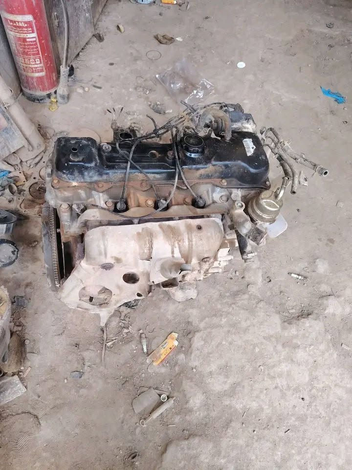 اعاده المنشور بسبب الوعود. الكاذبه السلام عليكم محرك جمره مال هايسه ويجي على الكوستر، كابريته  مكفول من كلشي كامل مابي اي نقص مراوس بمحرك كيا ٢٧٠١ عنواني الصويره تلفون***********
