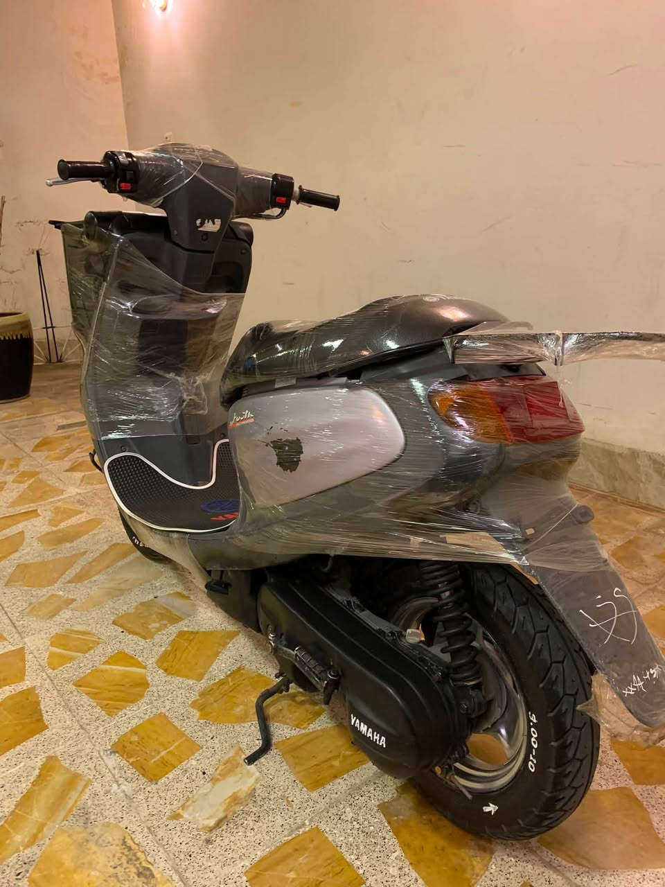 مأطور ياماها سله كبيره كهربائيات كلها شغال ماكينه بلادي كابريتربلادي لايت زينون سعر 550 ما متواجد بالفيس الاتصال بالرقم ***********
