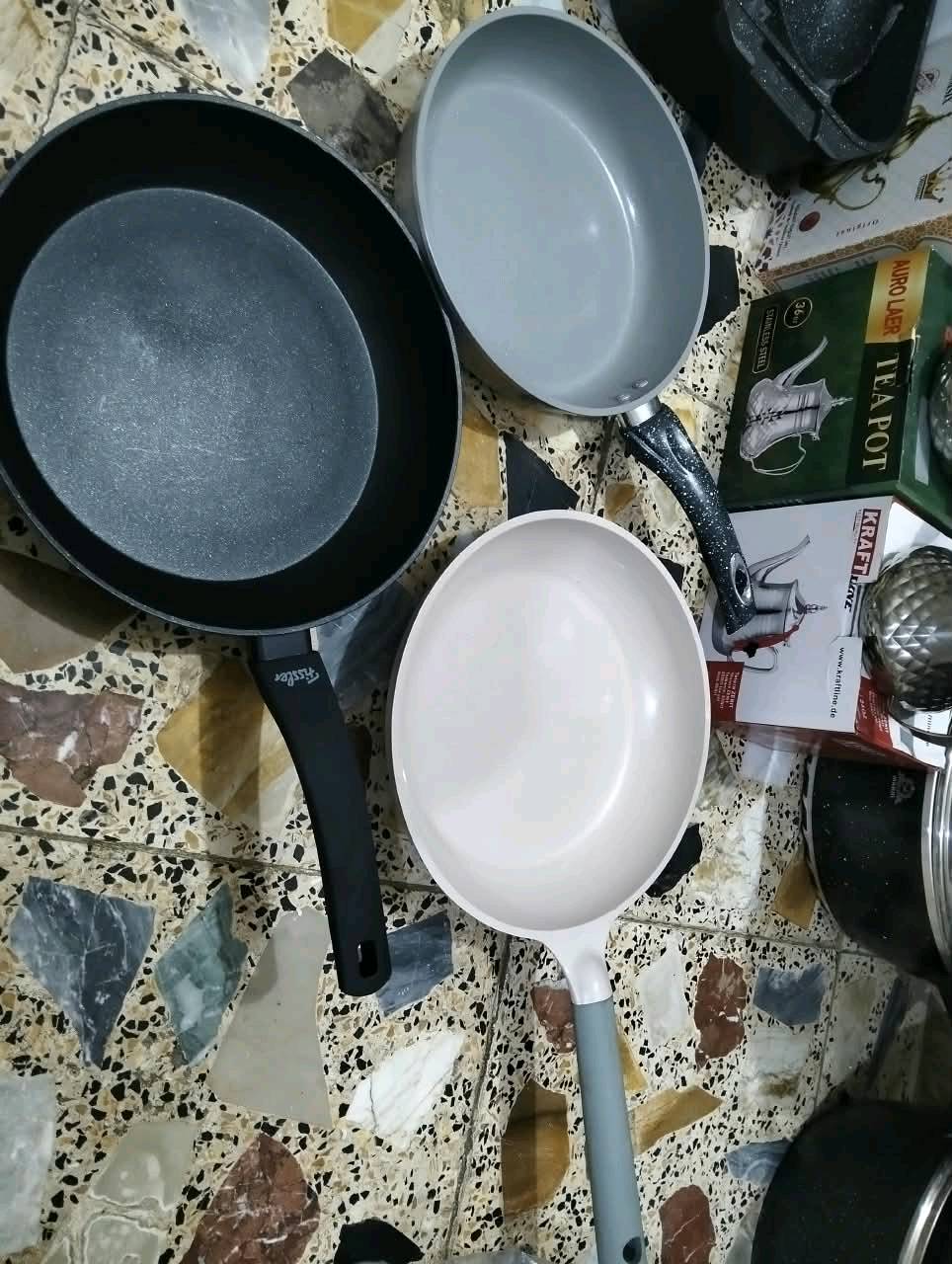 جدورة زيتية • طاوات • قياس ٤٤
