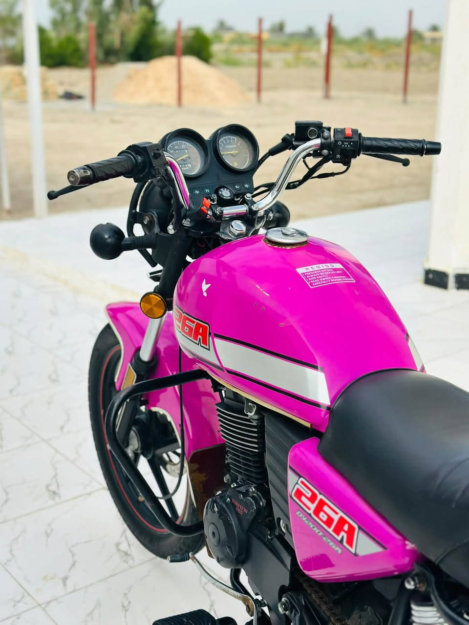 ت
دايون 2022  لون مميز بنفسجي 💜اوراق سكنر مكفوله من كلشي محرك 200cc كتابه حمره دراجه نضيفه بمعنى الكلمه سويج سجينه نسختين السعر 1200 وبيها مجال المكان بابل محاويل ***********//***********
