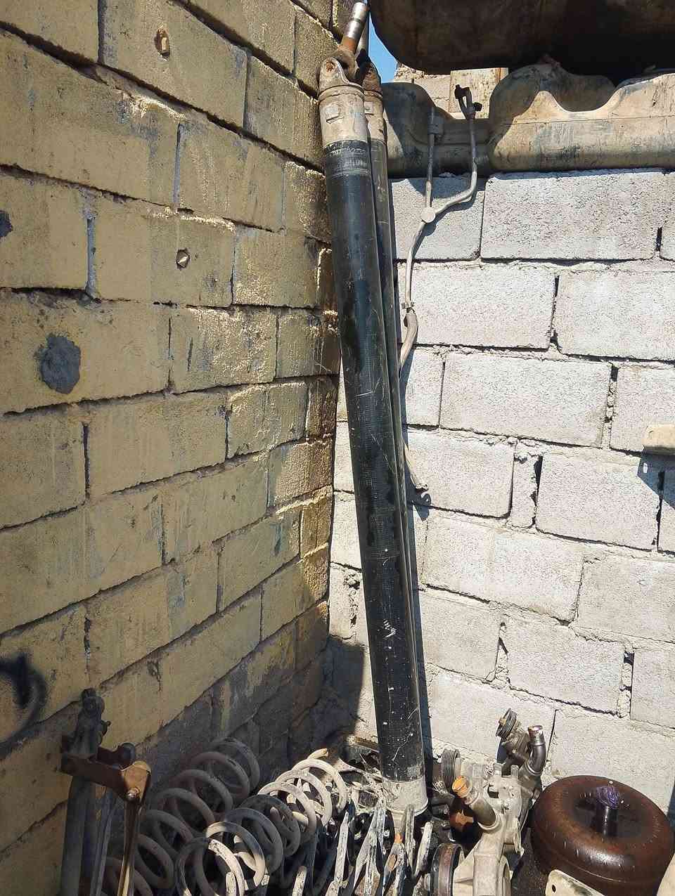قطع غيار يوجد مكائن 5300 اكسل 6 برغي
