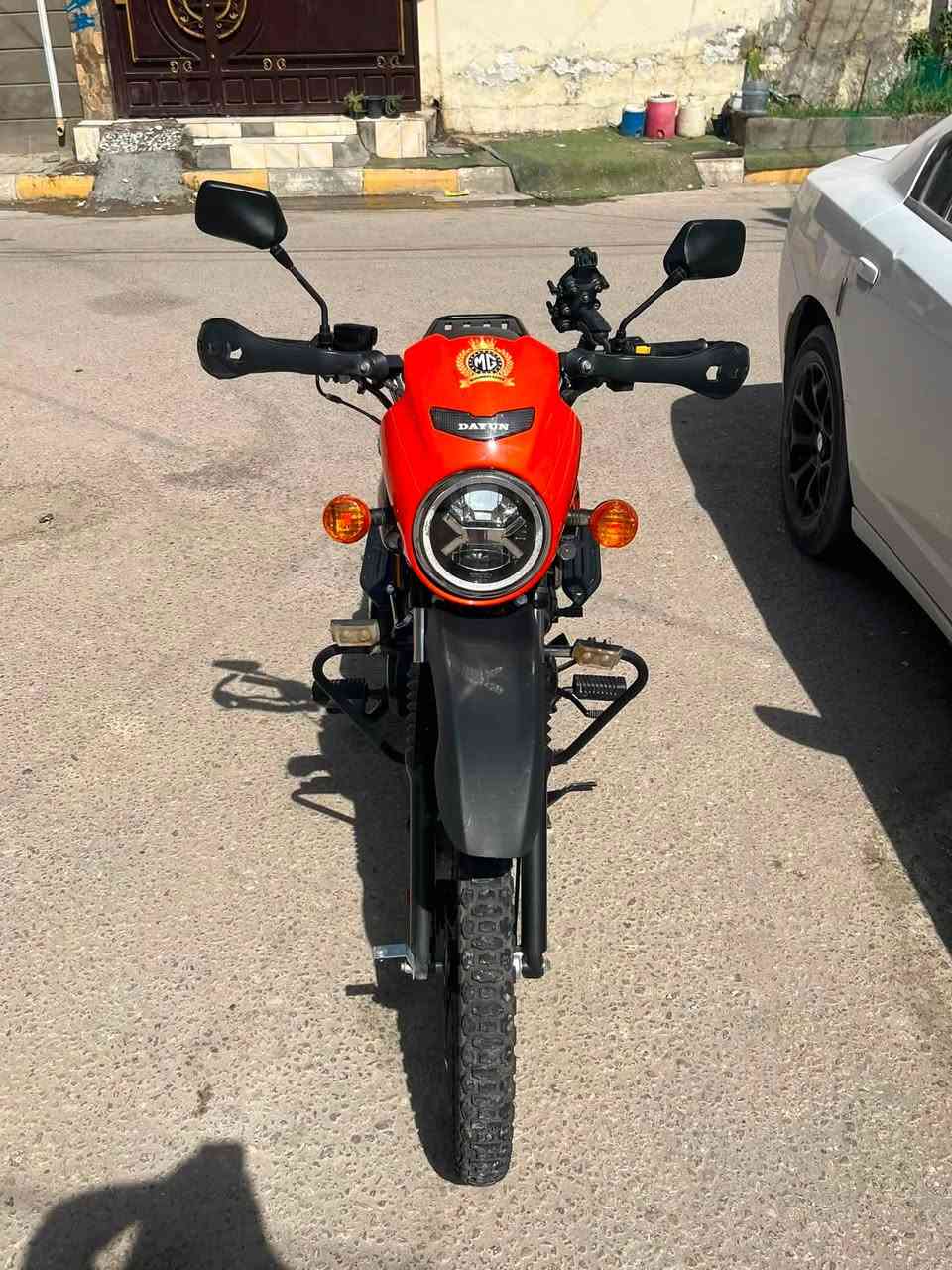 السلام عليكم
دايوان جبلي 
محرك 200 cc 
موديل :2026
رقم اربيل 22 
الرقم بأسم ابن جرد يعني احولك السفرة بأسمك ياخذك ويداورلك تدفع بس فلوس المداور 100 الف نقلك مجاني روحه لأربيل 
سعرهه 2:900
مليونين و 900
قابل للتفاوض 📍
سعر الزيرو 3.200
📍مكان الدراجة :الدوانية
ماشية 4 الألف
*********** واتساب اتصال 📱♥️.
