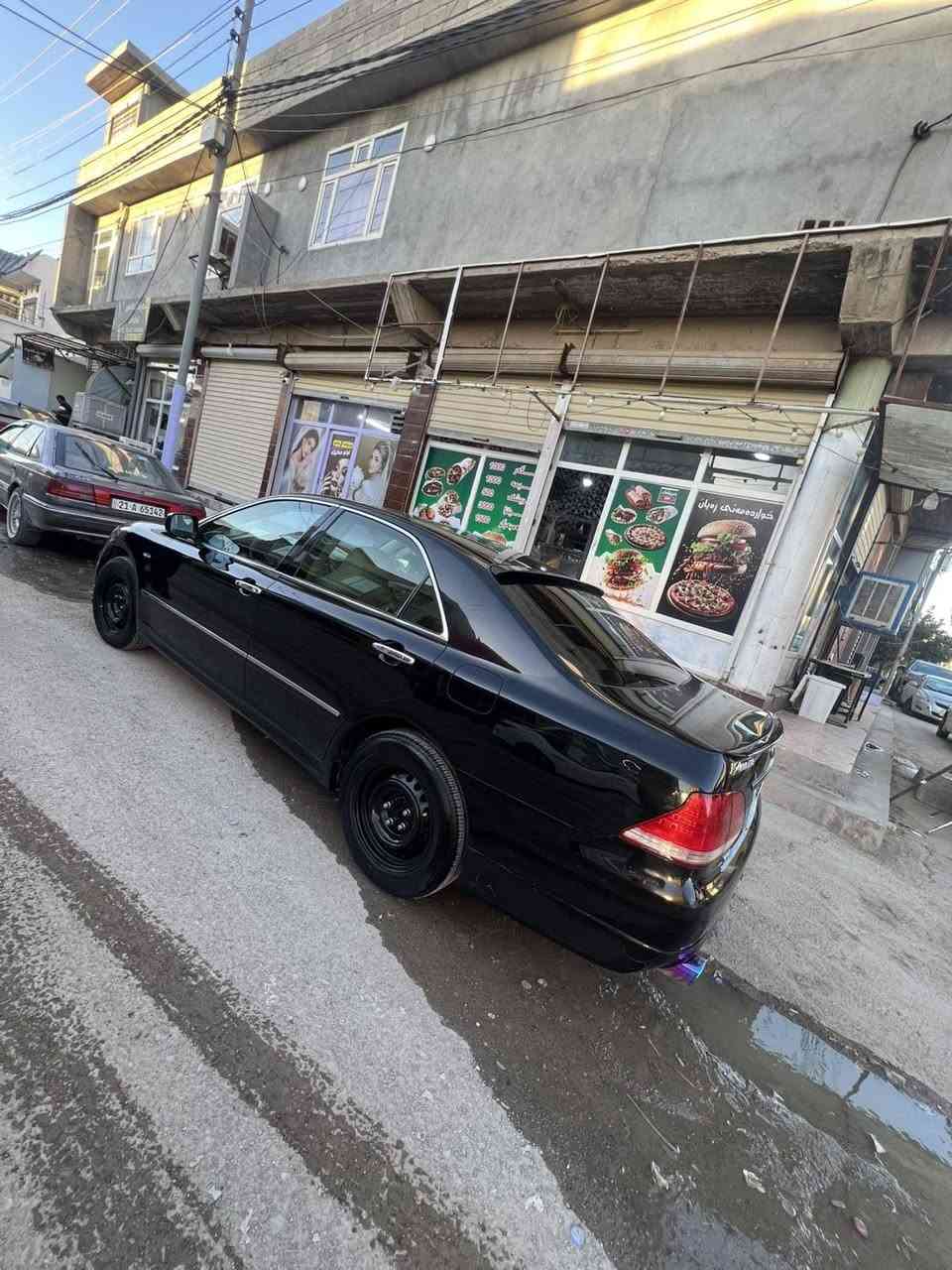 شاهینەی مۆدێل 2006 .بڕاوە سوکان محەوەر نییە سەقفی بەشەرت کەڤەر گۆڕاو بەشەرت یەک دوگمە کوشن جلت ئاوێنە کارەبایە 180 گەورە بە بچوک دەعمو لێدراوی نییە ،50 گەڵاو معامەلە ژمارەی خاوەنی ***********
