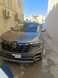 رينو كوليوس سياره جديده زيرو ماماشيه مال اقساط بأسمي  السعر 200 الشراي...