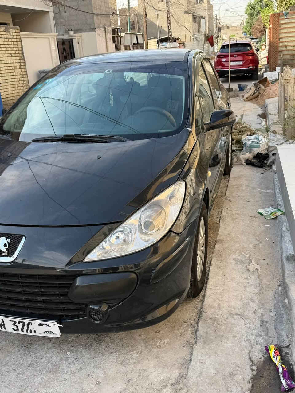 السلام عليكم بيجو سوداء موديل 2006 للبيع رقم بغداد باسمي تحويل مباشر مصيوغة عام للجمالة جاهز تبريد تدفئة بطارية جديدة صدر جديد نوزلات تناكي بانزين جديدة وقاعدة فيت بم اصلية. السعر 48 وبيها مجال( ***********) العنوان بغداد البياع حي التراث
