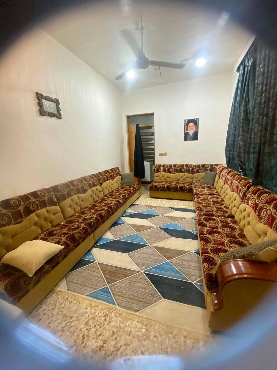 السلام عليكم دار للبيع المساحه 100م طابو زراعي سند 25 بناء 2024 صب كونكريت أساس وسقف طابوك جمهوري سيراميك جدران كاشي مطبق شتايكر البيت كامل من جميع النواحي الجيران ذهب ومنطقه جدا راقيه
تبليط من الشارع الرئيسي لحد باب البيت محوله كهرباء للفرع فقط الكهرباء 220 الماء ماينكطع مولد ذهبي كلشي درجه  م العنوان الكوفه شارع المعمل قرب جامع الخزاعل فرع أسواق حسين الرماحي 
يبعد عن الشارع العام 100م 
السعر 48وبي مجال للطيبين 
***********
السلام عليكم دار للبيع المساحه 100م طابو زراعي سند 25 بناء 2024 صب كونكريت أساس وسقف طابوك جمهوري سيراميك جدران كاشي مطبق شتايكر البيت كامل من جميع النواحي الجيران ذهب ومنطقه جدا راقيه

