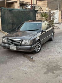 مرسيدس موديل ١٩٩١ للبيع  المحرك: 3000 بطه المواصفات: ✅ موديل ٩١– فئة ا...