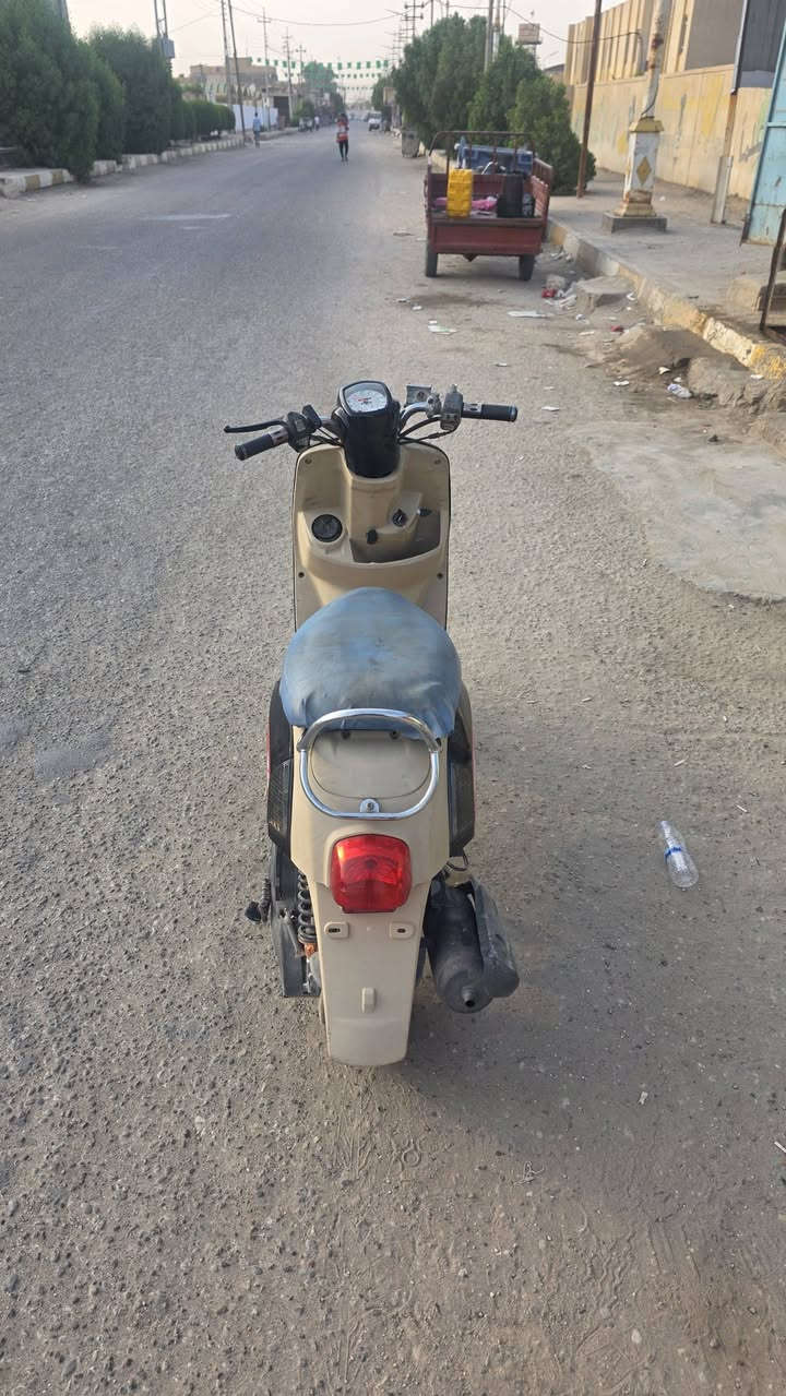 بوليس كابريته • محرك مفتوح • كفرات جدد