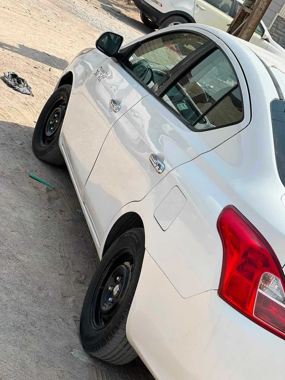 سلام عليكم نيسان صني مديل 19 بيهه 3 قطع ابيع حزام سياره جاهزه محرك كير حداده تبريد السعر 83 وبيهه مجال مكان السياره بصره دور النفط ***********
