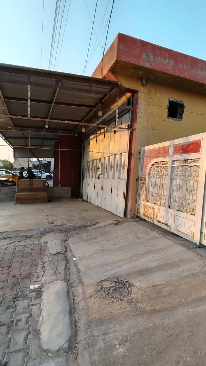 🏢 موڵکی بازرگانی بۆ فرۆشتن 
📍 شوێن: سایدین پەنجاعلی
 📐 ڕووبەر: ٢٣٠ مەتر
⭐ موڵکێکی بازرگانی بە شوێنێکی زۆر باش و ستراتیژی، گونجاو بۆ جۆرەها پرۆژە و کاروبار.
🔑 هەڵبژاردەیەکی نایاب بۆ ئەو کەسانەی کە بەدوای موڵکی بازرگانی لە ناوچەی پەنجاعلی دەگەڕێن.

📞 بۆ زانیاری زیاتر و بینینی موڵک، پەیوەندی بکەن: ***********    ***********
ــــــــــــــــــــ
🏢 ملك تجاري للبيع – بنجا علي
📍 الموقع: سايدين بنجا علي
 📐 المساحة: ٢٣٠ متر
⭐ ملك تجاري بموقع مميز واستراتيجي جداً، مناسب لمختلف المشاريع والأعمال التجارية.
🔑 فرصة مميزة للراغبين بالاستثمار وامتلاك عقار تجاري في منطقة بنجا علي.

📞 للاستفسار ومشاهدة العقار:  
***********    ***********
