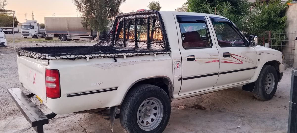پیکاب دێڕ  مۆدێل  2006   پاکو خاوێن و جوانە خیاسی نیە  کتاب مەنەفێسی هەیە    نرخی33گڵا     ژ.م  ***********

