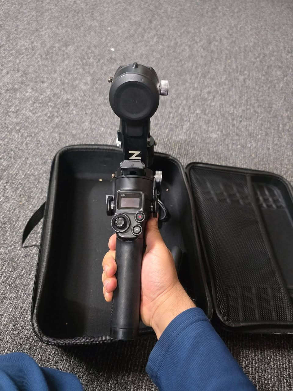 DJI RSC2 • تحمّل ٣ كيلو • حالة جيدة