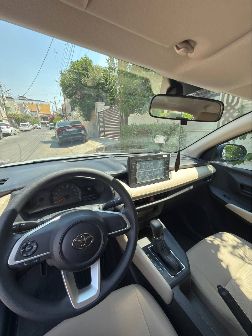 کوردی/عربی

تیوتە یارس مۆدیل ٢٠٢٦

هیچ هیچینی سەیارەکە کلینە
 تابڵێی جوانەو نازدارە نوێیە 4 هەزار کیلۆمەتر رۆیشتیە
سەنەویو شتی هەموی نوێیە 

رقم ***********

‎تیوتە يارس موديل 2026.

‎السيارة كلين بالكامل ولا توجد فيها أي ملاحظات.
‎السيارة نظيفة جداً، والمحرك والشاصي بحالة ممتازة، وكأنها ما زالت جديدة.
‎السنوية وجميع الأوراق مجددة.

📞 *********** أربيل, العراق
