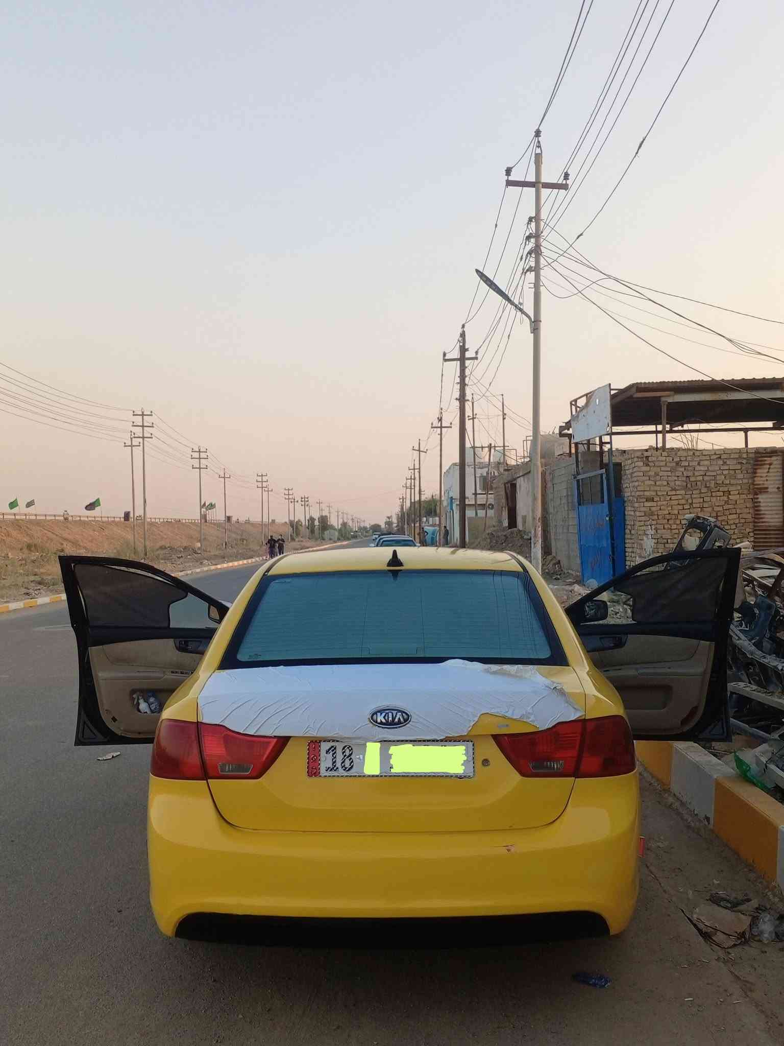 السلام عليكم
كيا اوبتيما 10 أمريكي مكفوله فقط شبرين بلبنيد بدون دواخل ولاتبديل بدنه مبدله فقط احواض تكم شواصي لغود كفاله ضربه كفاله 
كير مكينه جدد حداده جديده وجاهزة بدون اي نقص مصفره هيئه ومرور بابل دولي بسمنا سنويه لل29 
مكاني ذي قار قضاء النصر 
سعر 95 بيها مجال قليل 
***********
