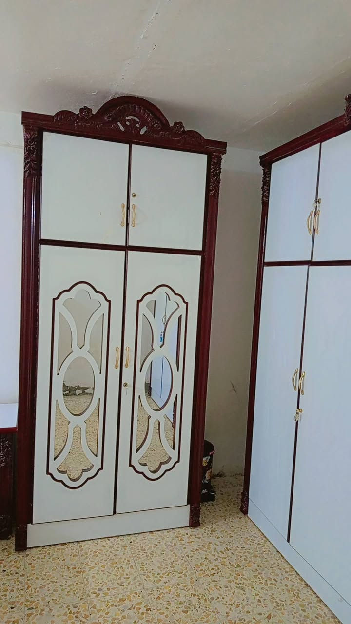 غرفة نوم • نجارة عراقية • نظيفة
