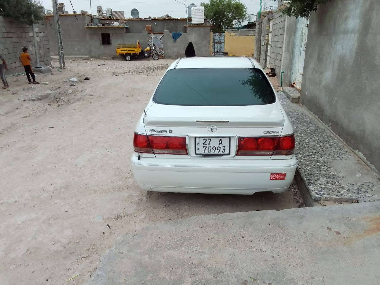 جنون كفاله بسمي 3 دكم فتحه رقم إنكليزي أبيض صدفي السعر 135 وبيه مجال رقم صاحب السيارة ***********

