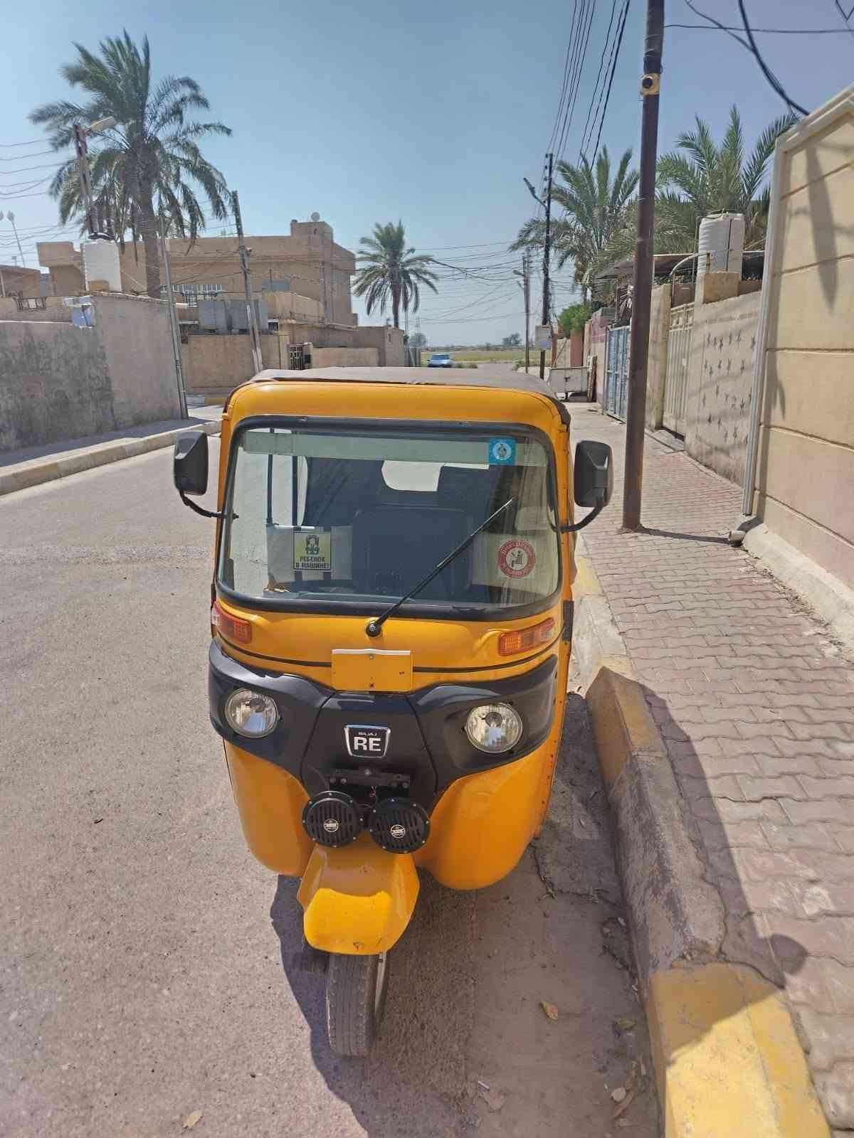 السلام عليكم تكتك موديل 22رقم وسنوية ديالى تحويل ثاني يوم التكتك جاهزه مكينة كير اكسل كفالة الكشر بس الدوس معمرة مكينة ما مفتوحة مكفولة 
السعر 9وبي مجال للستفسار ***********
