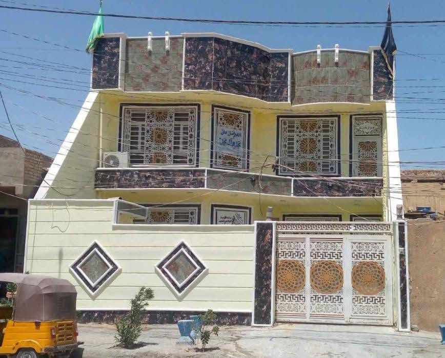 @مقاول كرسته وعمل تسليم مفتاح نعمل بالنقد والقساط وترميم البيوت *********** وتساب

نص مكتوب في الصور:
- تندر عمل
- 1. تسوية الأرض ورفع الأنقاض والدفان بالجلمود والسبیس للوصول للمنسوب المطلوب
- 2. الحدل بحادلة 20 طن
- 3. رش الأرض بمبيدات
- 4. عمل رباط شریطي 60.*40
- 5. استخدام الشيش الناجح مختبريا بالفحص
- 6. صب الأساس مركزي c30
- 7. بناء بتلو مع لبخ
- 8. عمل گیر للساس
- 9. البناء بالطابوق الجمهوري
- 10. صب السقف مركزي c30
- 11. عمل نزلات لابواب والشبابيك مع رباط 30cm
- 12. عمل مردات ماء
- 13. بناء الستاره بارتفاع 1.7
- 14. تطبيك السطح شتايكر مع عوازل 3cm
- 15. تأسيس الكهرباء بوري او سيمنز
- 16. عمل شبكة مجاري 4 انچ نوع امل الشريف
- 17. تأسيس الماء بوري امل الشريف والخلاطات دفن نوع تسكا
- 18. عمل شبكة تقطير سبالت
- 19. تطبيك الصحيأت والمطبخ سيراميك او بورسلين الهندى بسعر أقصاه 14 الف
- 20. لبخ جص وبورك مساطر
- 21. تطبيك الارضيه بورسلين قياس60*60 هندي بسعر أقصاه 15 الف
- 22. عمل شبابيك المنيوم
- 23. عمل بييان الغرف خشب تركي
- 24. بيبان المداخل قاصه تركي
- 25. بيبان الصحيأت pvc
- 26. الواجهه تكون مودرن
- 27. عمل جبسن بورد للاستقبال والصاله مع صبغ البيت بالكامل
- 28. تشطيب الصحيأت خلاطات تركي
- 29. تشطيب الكهربانيات ميلانو او ازل
- 30. عمل باب خارجي سلايد حديد 2مليم
- 31. عمل محجر المنيوم
- 32. عمل بيتونه 4/3