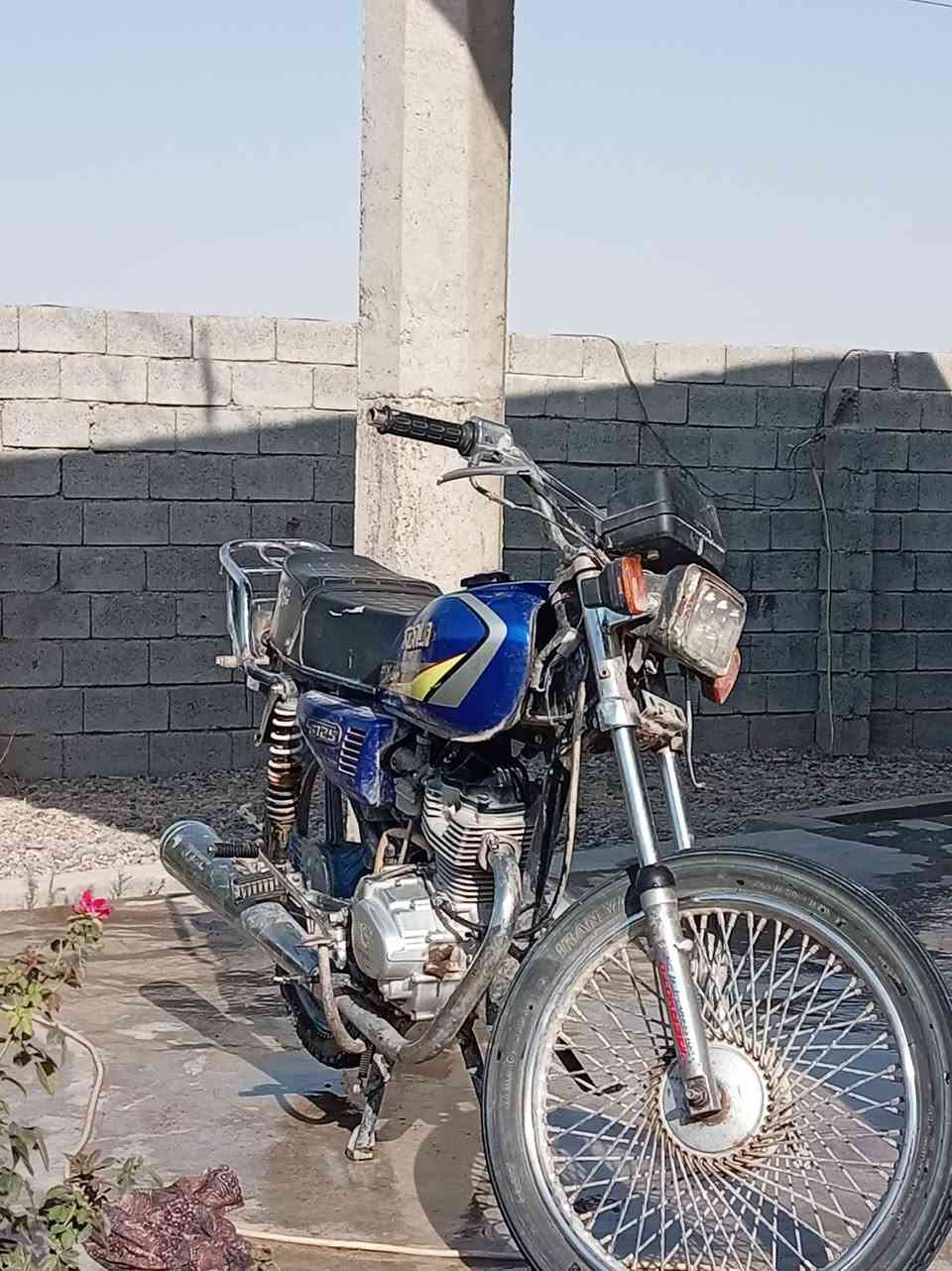 للبيع دراجة تايجر 2020 نظيفة شرط:
الموديل المحرك والشاصي: تايجر 2020 أصلي.
​وضع محرك بلادي مامفتوح
​المكان: [ناحيه القياره  /قريه الزاوية] 
​للتواصل: [*********** ]
