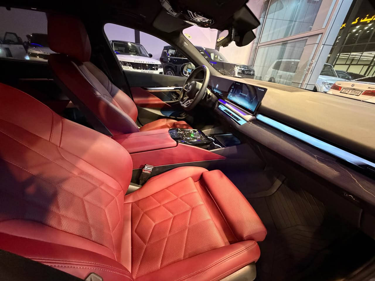BMW 530M وكالة العروش 
2025 
M pro
سيارة فول فول اعلا مواصفات 
لايتات اسود دايناميك ليزر 
رادار كبير امامي 
اوتوبارك حساس خلفي جانبي امامي 
بانوراما 
تشغيل عن بعد 
بكلايت اسود 
ويل ٢١ بيلاد 
داخل احمر
كشنات ميموري تبريد هيتر 
ناضور ليلي 
٤ كاميرة 
بردات جانبي خلفي 
سيارة ppf و كتاب جام اسود سنة كامل 
١٩ الف ماشية 
ضمان شركة باقي ٣ سويج 
سيارة طلب خاص الون و مواصفات pro
٦٦٥$ 
*********** وتس اب 
*********** الرمادي, الأنبار
