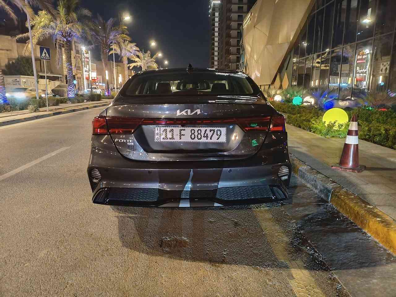 السلام عليكم
كيا فورتي 
كيا فورتي 2024
محرك 2000 سي سي (2.0L)  دوش 
حادث (حسب الصور)
رادار أمامي
نظام المحافظة على المسار (Lane Keep Assist)
نظام تحديد المسار / المساعدة على البقاء داخل المسار
قيادة شبه ذاتية (مساعدة السائق)
داخلية سوداء مخمل
ناقل حركة أوتوماتيك cvt 
 ***********  اليرموك السيدية 
رقم بغداد  باسمي
