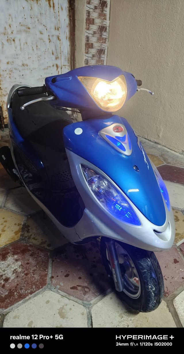 كامكو v2 فحل  موديل 16دراجه رمبه
بگ لايت كرستال
مكفوله كفاله عامه

 مكينه 125
سعر 
مليون و 200وبيها مجال قليل 
للأستفسار ....
***********
