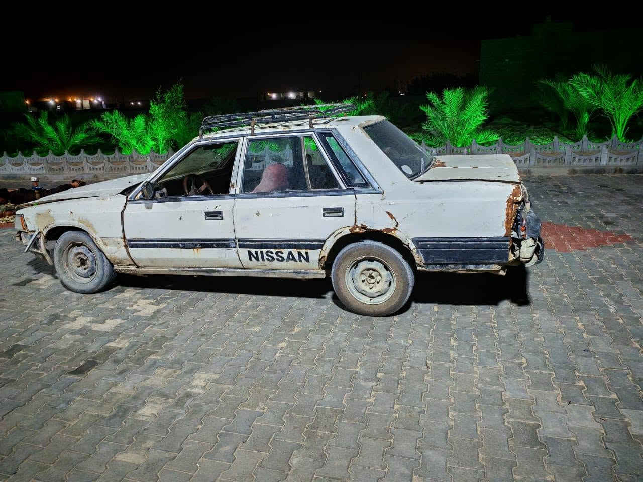 سلام عليكم سياره تسقيط
للبيع مع كير ومكينه فيفيتي جديد
مكان ميسان 
***********
