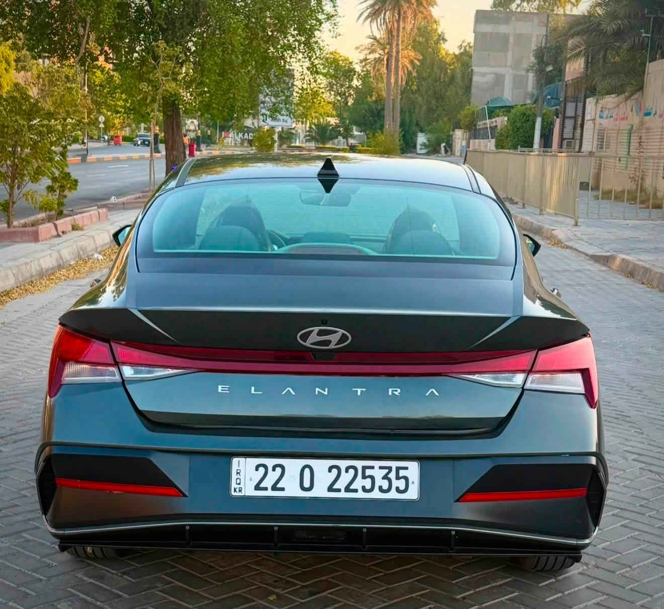 للبيع فقط بدون مراوس
النترا 2024 لون زيتوني 
فول مواصفات. عدا الفتحه
ماشيه (9) ألاف فقط  جديده بدون اي نقص 

حادثهة بارد بقبق الصندوق وقطعتين كلير فقط بدون معجون 
بدون ايرباك 

مكينة 2000 دوش
بصمة تشغيل وابواب
شاشه كبيره متصل ديجتل 
لد بلدشبول متغير
لايت زنن بلادي 3 عدسات
كار بلي 
رادار امامي
ورادار خلفي
ورادار جانبي
تحديد مسار
قياده ذاتيه
تنبيه خروج عند المسار
ويل كب لد نهاري. فول تحكم ستيرن
كير اوتو +عادي. تنبيه. اهتزاز. بلستيرن 
السياره جديده  ومابيه اي نقص رقم اربيل الجديد تحويل وكاله 
مضمون 

السعر  159 قفل 
العنوان بغداد العطيفيه
للاستفسار
***********

