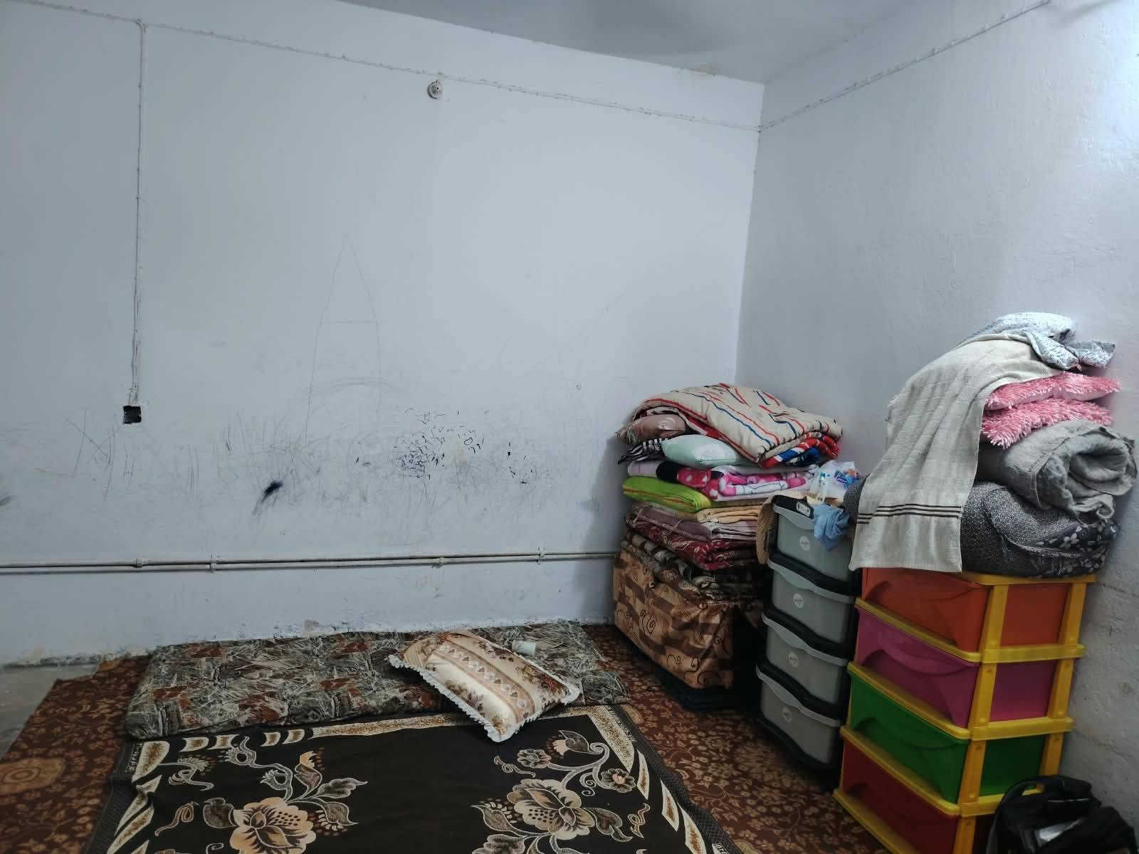 🏠 بيت للإيجار في الجولان

📍 الموقع: الجولان – خلف جامع المعاضيدي

🔹 بناء قديم
🔹 غرفتين
🔹 صالة
🔹 كراج واسع يفوت سيارتين 🚗🚗

💰 سعر الإيجار: 250 ألف فقط بالشهر

📞 للاستفسار:
***********
