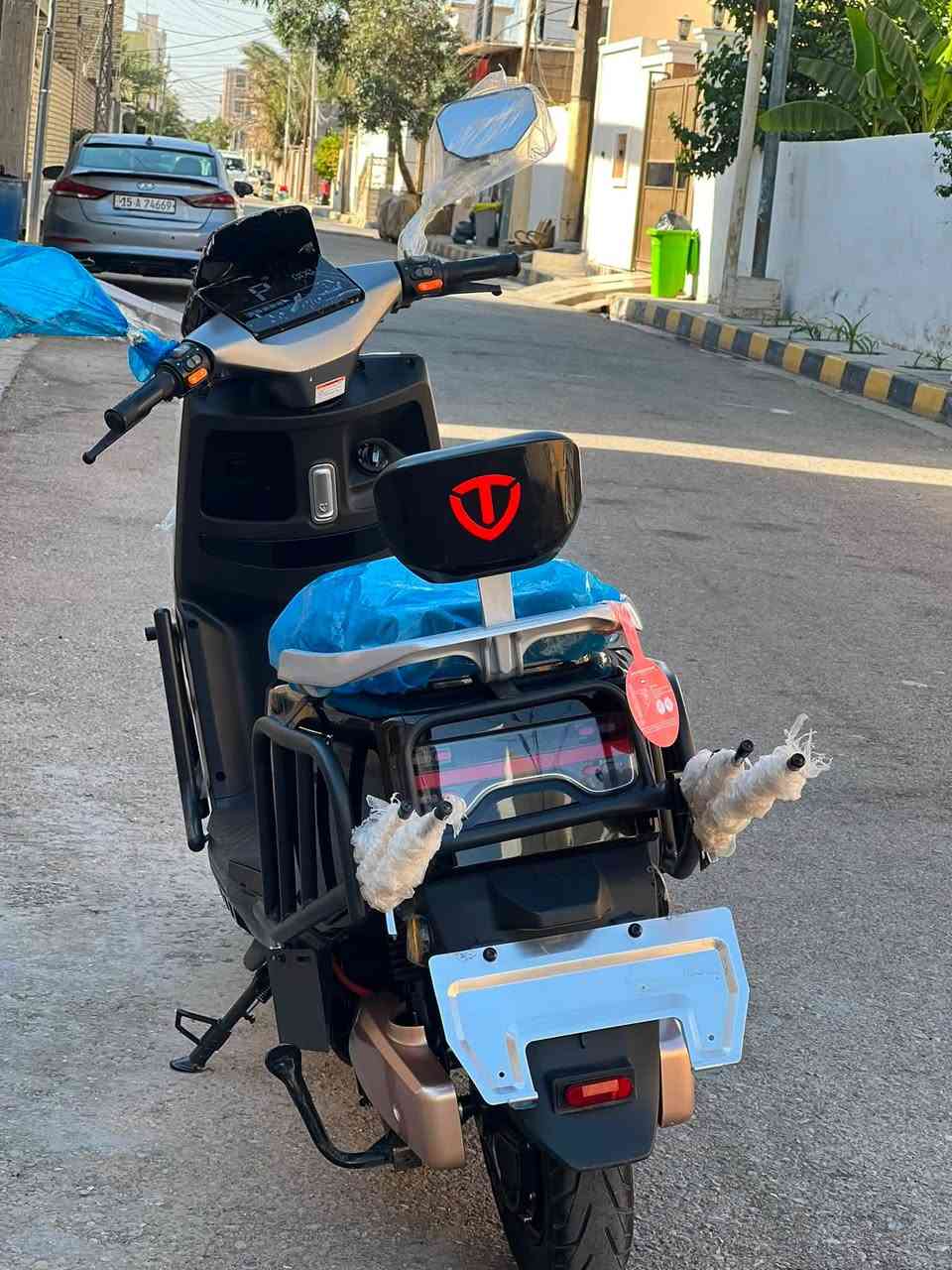السلام عليكم دراجه شحن تايلج فول مواصفات وتخبل وخير من الله سرعه 70حقيقي سعره مليون وميه خمسين تواصل على هذا الرقم ***********

